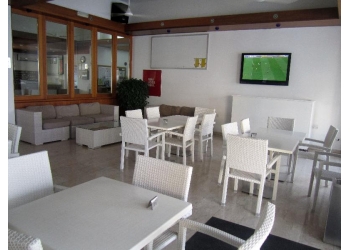 Main sitting and TV area